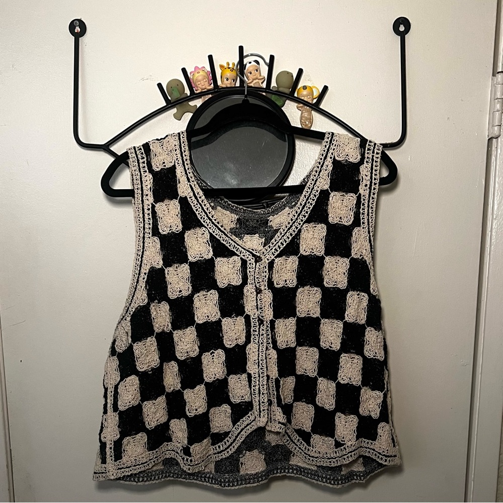 Crochet Checkered Vest